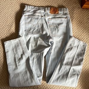vintage light wash levi jeans